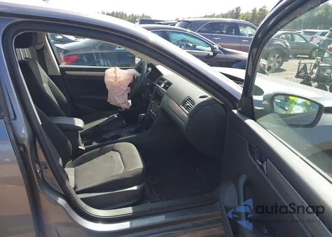 2012 Volkswagen Passat 2.5L S из США, поврежденный, VIN 1VWAP7A35CC035327